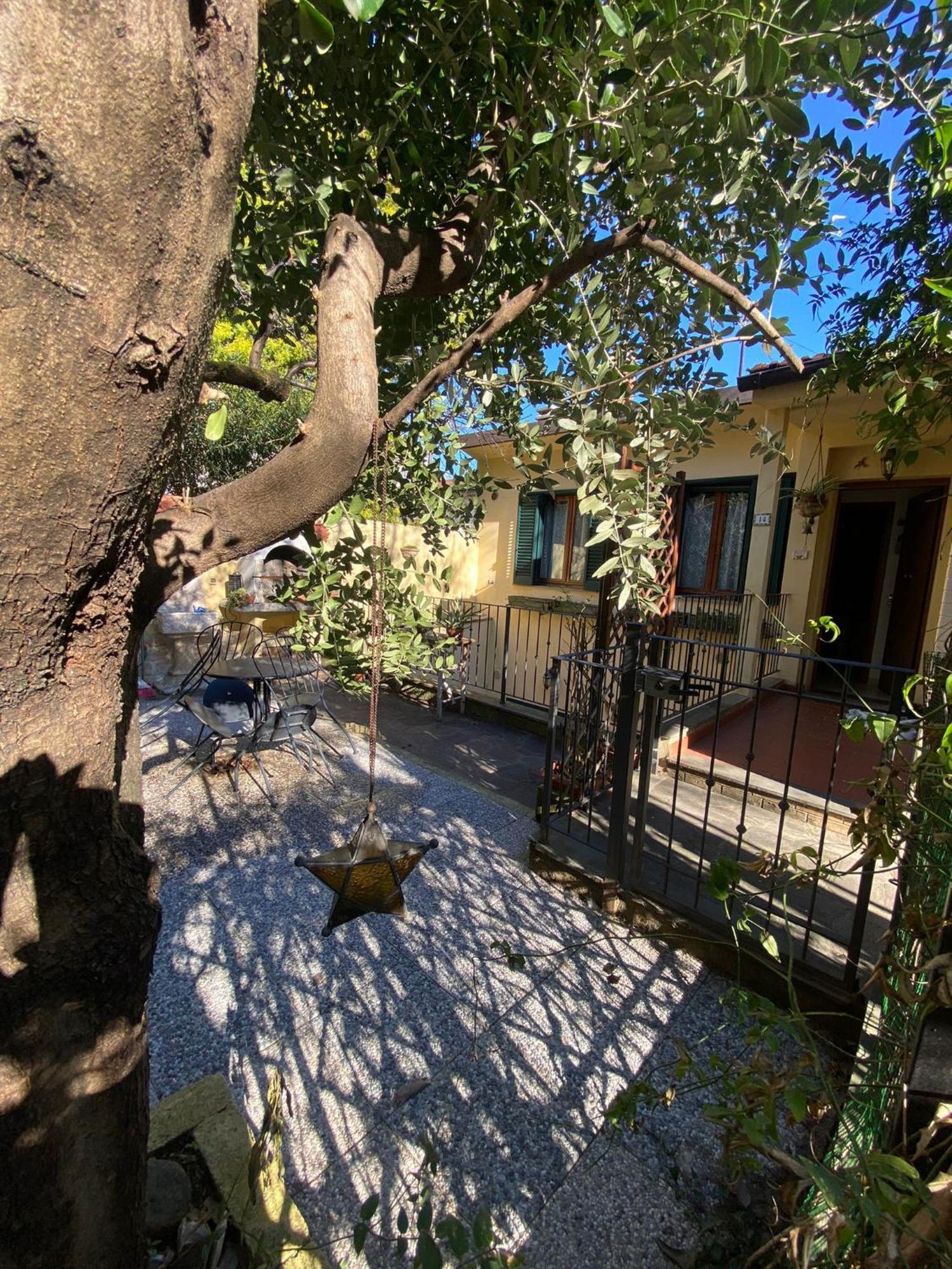 Appartamento Indipendente Con Giardino Fralu Florença Exterior foto